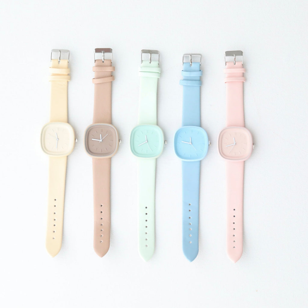 MONTRE CONTEMPORAINE - LIVRAISON GRATUITE 🎉